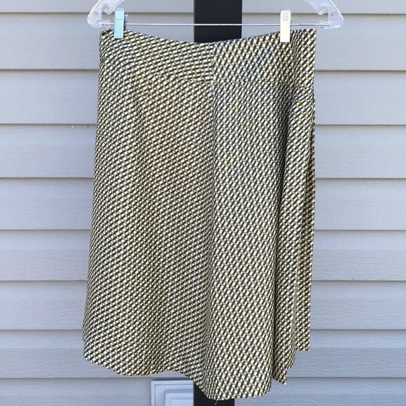 Banana Republic skirt green and brown plaid size 4 100% silk great condition - Picture 4 of 4
